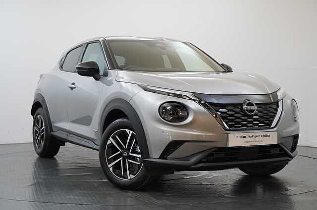 Nissan Juke 1.6 143 HEV Hybrid N-Connecta Auto with Sat Nav and Rear View Camera