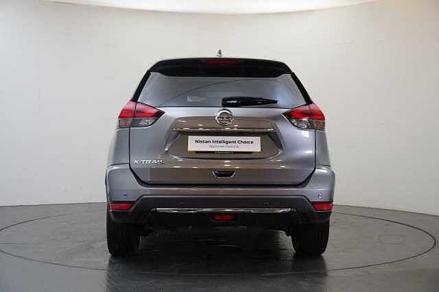 Nissan X-Trail 1.7 dCi 150 2WD Tekna with 5 Seats + BOSE Audio and Panoramic Sunroof