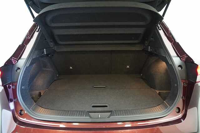 Nissan Qashqai 1.3 DIG-T MH 140 N-Connecta with Sat Nav and 360 View Cameras