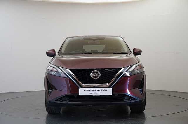 Nissan Qashqai 1.3 DIG-T MH 140 N-Connecta with Sat Nav and 360 View Cameras