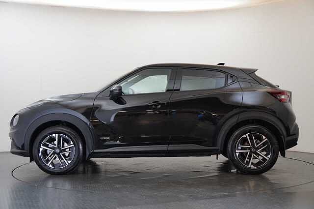 Nissan Juke 1.6 143 HEV Hybrid N-Connecta Auto with Sat Nav and Rear View Camera