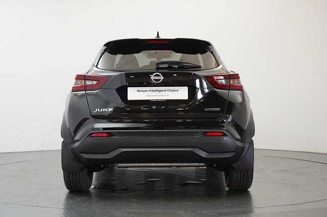 Nissan Juke 1.6 143 HEV Hybrid N-Connecta Auto with Sat Nav and Rear View Camera