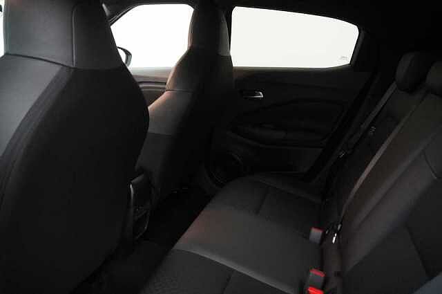 Nissan Juke 1.6 143 HEV Hybrid N-Connecta Auto with Sat Nav and Rear View Camera