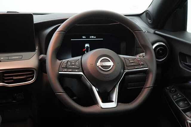 Nissan Juke 1.6 143 HEV Hybrid N-Connecta Auto with Sat Nav and Rear View Camera