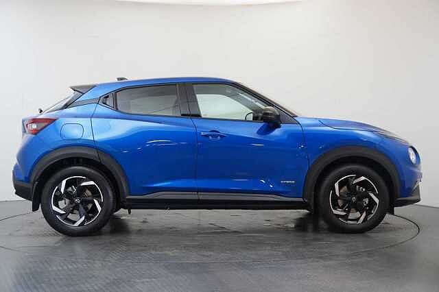 Nissan Juke 1.6 143 HEV Hybrid N-Connecta Auto with Sat Nav and Rear View Camera