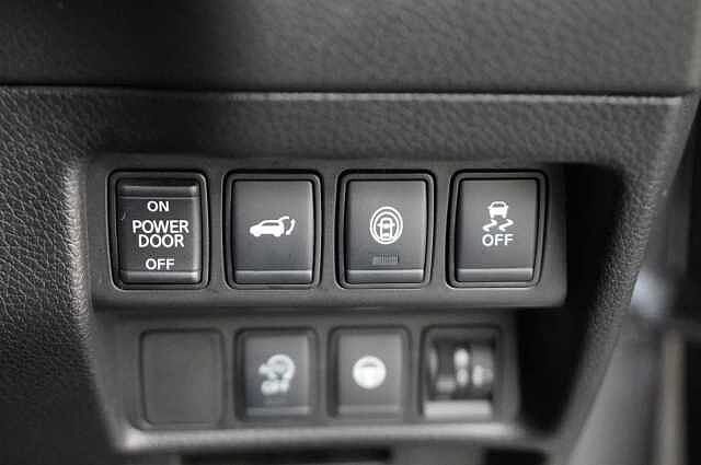 Nissan X-Trail 1.7 dCi 150 2WD N-TEC with 5 Seats and Sunroof + Drive Assist Technology