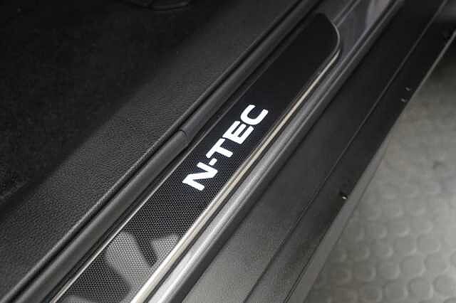 Nissan X-Trail 1.7 dCi 150 2WD N-TEC with 5 Seats and Sunroof + Drive Assist Technology