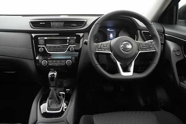 Nissan X-Trail 1.3 DIG-T 160 2WD Acenta DCT Auto with 5 Seats and Panoramic Sunroof