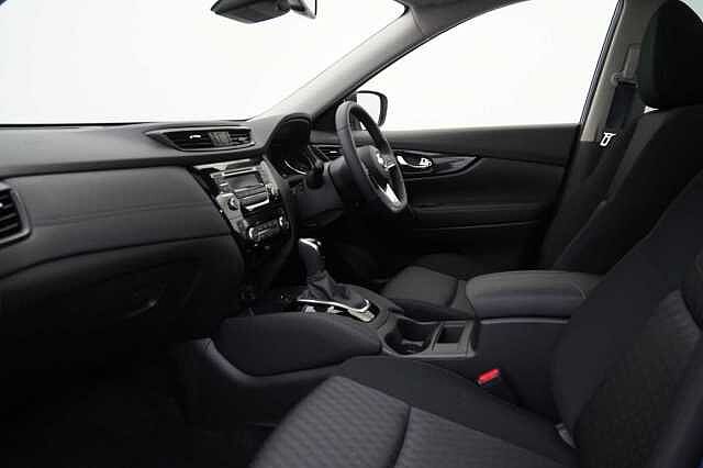 Nissan X-Trail 1.3 DIG-T 160 2WD Acenta DCT Auto with 5 Seats and Panoramic Sunroof
