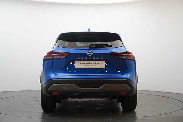 Nissan Qashqai 1.3 DIG-T MH 140 N-Connecta with Glass Roof + Sat Nav and 360 View Cameras