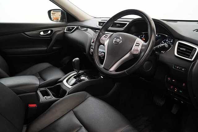 Nissan X-Trail 1.6 dCi 130 2WD Tekna X-Tronic Auto with 5 Seats and Panoramic Sunroof
