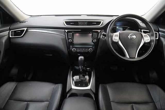 Nissan X-Trail 1.6 dCi 130 2WD Tekna X-Tronic Auto with 5 Seats and Panoramic Sunroof