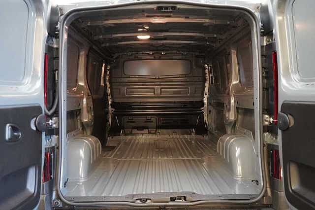 Nissan Primastar 2.0 dCi 110 Acenta L1 H1 3.0T Panel Van