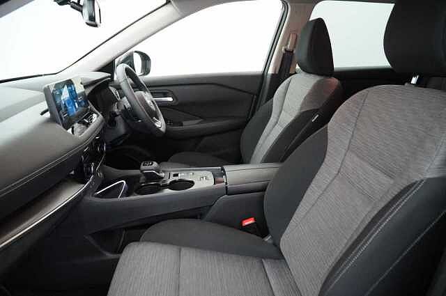 Nissan X-Trail 1.5 VC-T MH 163 N-Connecta X-Tronic Auto with 7 Seats + Nav and 360 Cameras