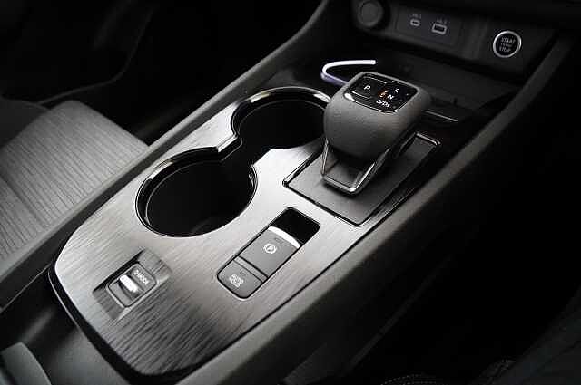 Nissan X-Trail 1.5 VC-T MH 163 N-Connecta X-Tronic Auto with 7 Seats + Nav and 360 Cameras