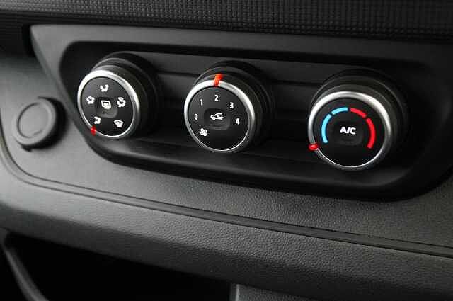 Nissan Primastar 2.0 dCi 110 Acenta L1 H1 2.8T Panel Van with Ply Lining and Slam Locks