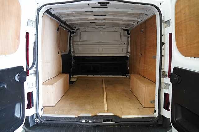 Nissan Primastar 2.0 dCi 110 Acenta L1 H1 2.8T Panel Van with Ply Lining and Slam Locks