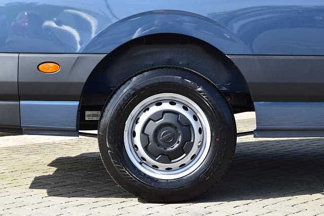 Nissan Interstar 2.0 dCi 150 Acenta L3 H2 3.5T Panel Van