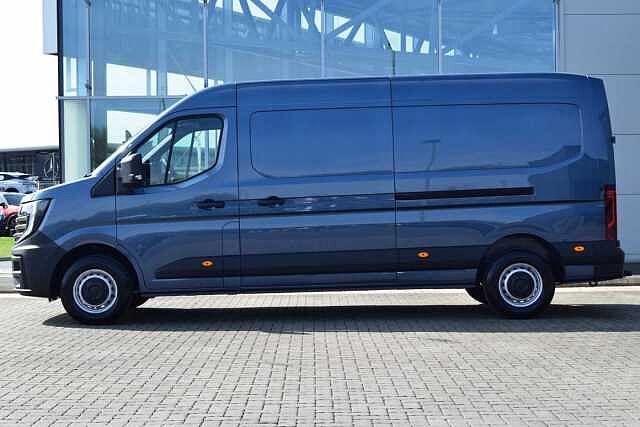 Nissan Interstar 2.0 dCi 150 Acenta L3 H2 3.5T Panel Van
