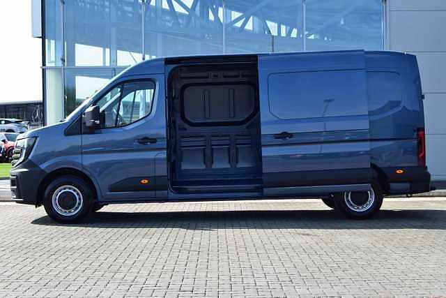 Nissan Interstar 2.0 dCi 150 Acenta L3 H2 3.5T Panel Van