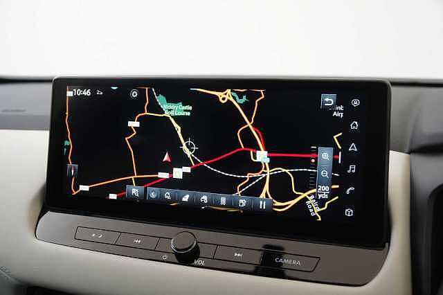 Nissan Qashqai 1.3 DIG-T MH 140 Tekna with Glass Roof and Drive Assist Technology