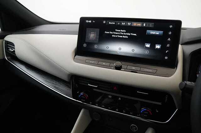 Nissan Qashqai 1.3 DIG-T MH 140 Tekna with Glass Roof and Drive Assist Technology