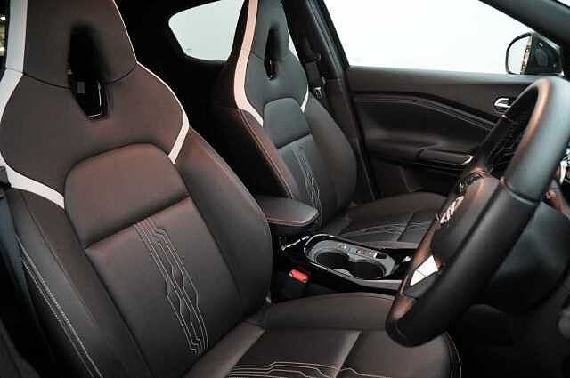 Nissan Juke 1.6 143 HEV Hybrid Premiere Edition Auto with Sat Nav and Rear View Camera