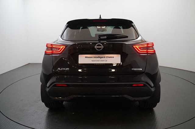 Nissan Juke 1.6 143 HEV Hybrid Premiere Edition Auto with Sat Nav and Rear View Camera