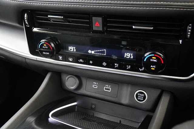 Nissan X-Trail 1.5 VC-T MH 163 N-Connecta X-Tronic Auto with 7 Seats + Nav and 360 Cameras