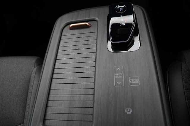 Nissan ARIYA 87KW Advance Auto with 22KW Onboard Charger and Panoramic Sky Roof Upgrade