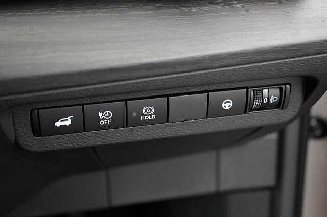 Nissan ARIYA 87KW Advance Auto with 22KW Onboard Charger and Panoramic Sky Roof Upgrade