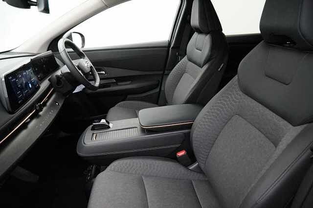 Nissan ARIYA 87KW Advance Auto with 22KW Onboard Charger and Panoramic Sky Roof Upgrade