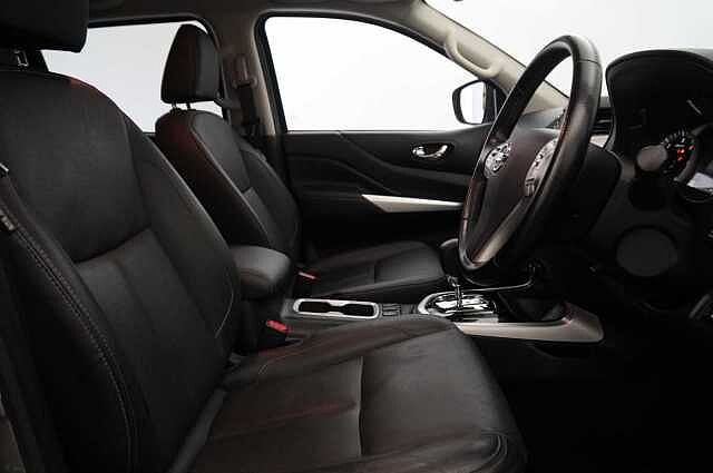 Nissan Navara 2.3 dCi 190 TT 4WD Tekna Auto Pickup with Sat Nav and 360 View Cameras