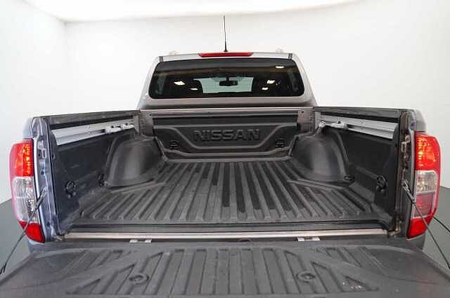 Nissan Navara 2.3 dCi 190 TT 4WD Tekna Auto Pickup with Sat Nav and 360 View Cameras