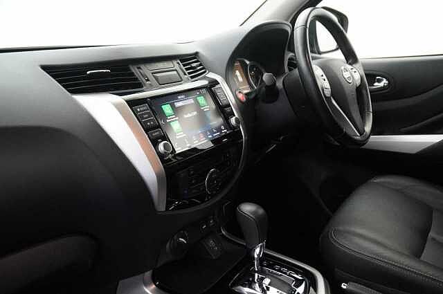 Nissan Navara 2.3 dCi 190 TT 4WD Tekna Auto Pickup with Sat Nav and 360 View Cameras