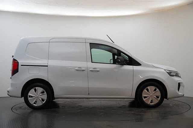 Nissan Townstar EV 45KW Tekna Auto L1 Van with Sat Nav and Rear View Camera