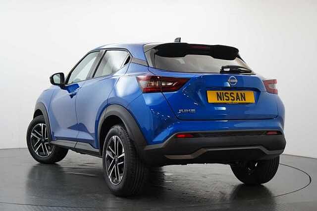 Nissan Juke 1.0 DIG-T 114 N-Connecta with Sat Nav and Rear View Camera