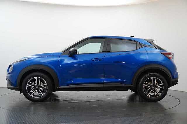 Nissan Juke 1.0 DIG-T 114 N-Connecta with Sat Nav and Rear View Camera