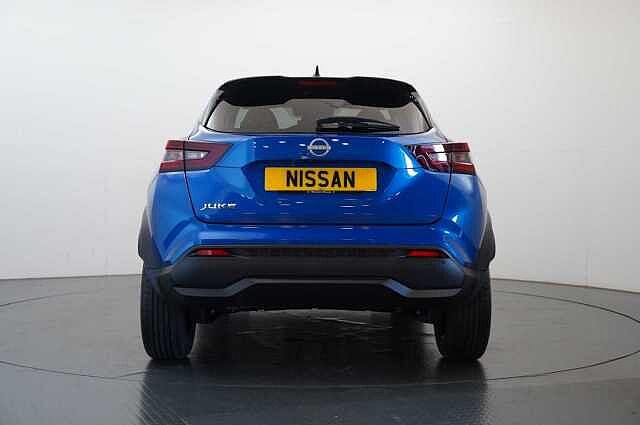 Nissan Juke 1.0 DIG-T 114 N-Connecta with Sat Nav and Rear View Camera