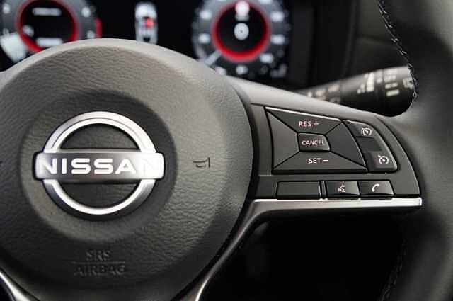 Nissan Juke 1.0 DIG-T 114 N-Connecta with Sat Nav and Rear View Camera