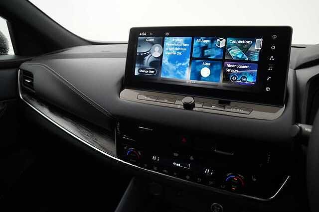 Nissan Qashqai 1.3 DIG-T MH 158 Tekna with Glass Roof and Drive Assist Technology