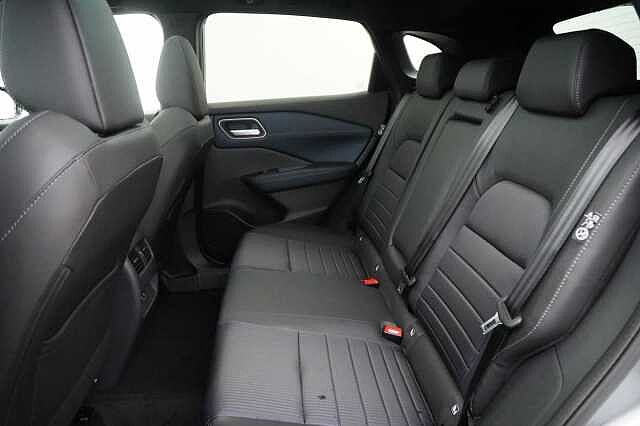Nissan Qashqai 1.3 DIG-T MH 158 Tekna with Glass Roof and Drive Assist Technology