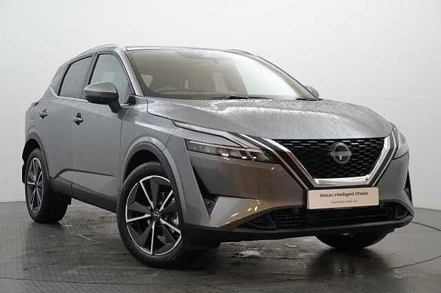 Nissan Qashqai 1.3 DIG-T MH 158 Tekna with Glass Roof and Drive Assist Technology