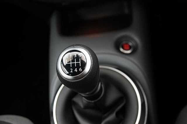 Nissan Juke 1.0 DIG-T 114 N-Connecta with Sat Nav and Rear Camera