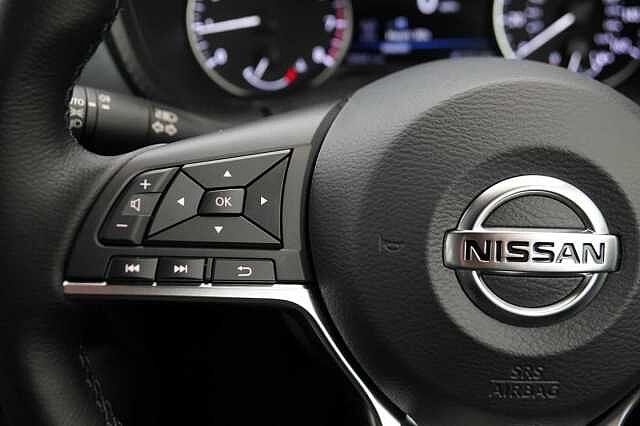 Nissan Juke 1.0 DIG-T 114 N-Connecta with Sat Nav and Rear Camera