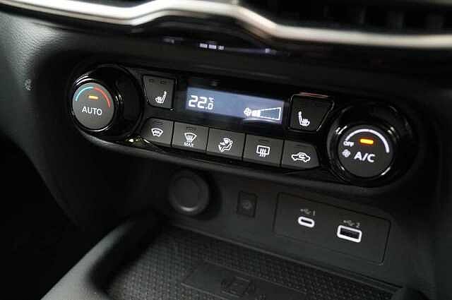 Nissan Juke 1.0 DIG-T 114 Tekna with BOSE Audio and Drive Assist Technology