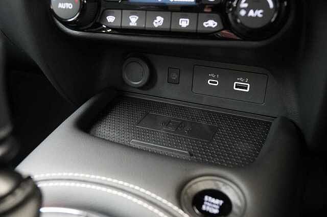Nissan Juke 1.0 DIG-T 114 Tekna with BOSE Audio and Drive Assist Technology