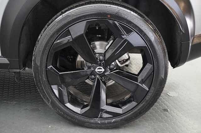 Nissan Juke 1.0 DIG-T 114 Tekna with BOSE Audio and Drive Assist Technology