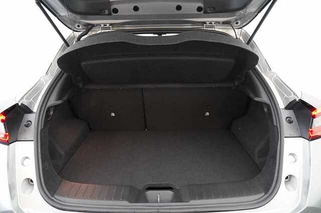 Nissan Juke 1.0 DIG-T 114 Tekna with BOSE Audio and Drive Assist Technology