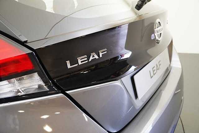 Nissan LEAF 40KW Acenta Auto with Intelligent Cruise Control and Rear View Camera
